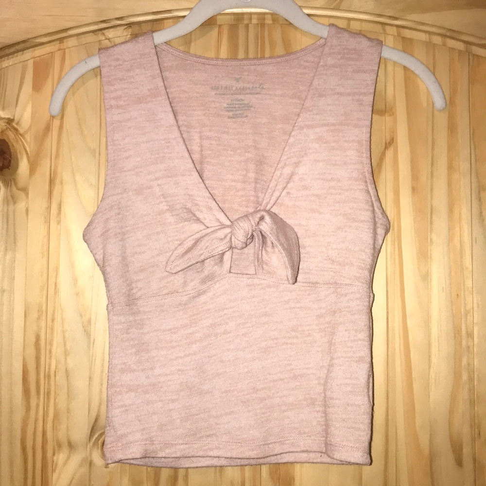 American Eagle NWOT light pink crop top